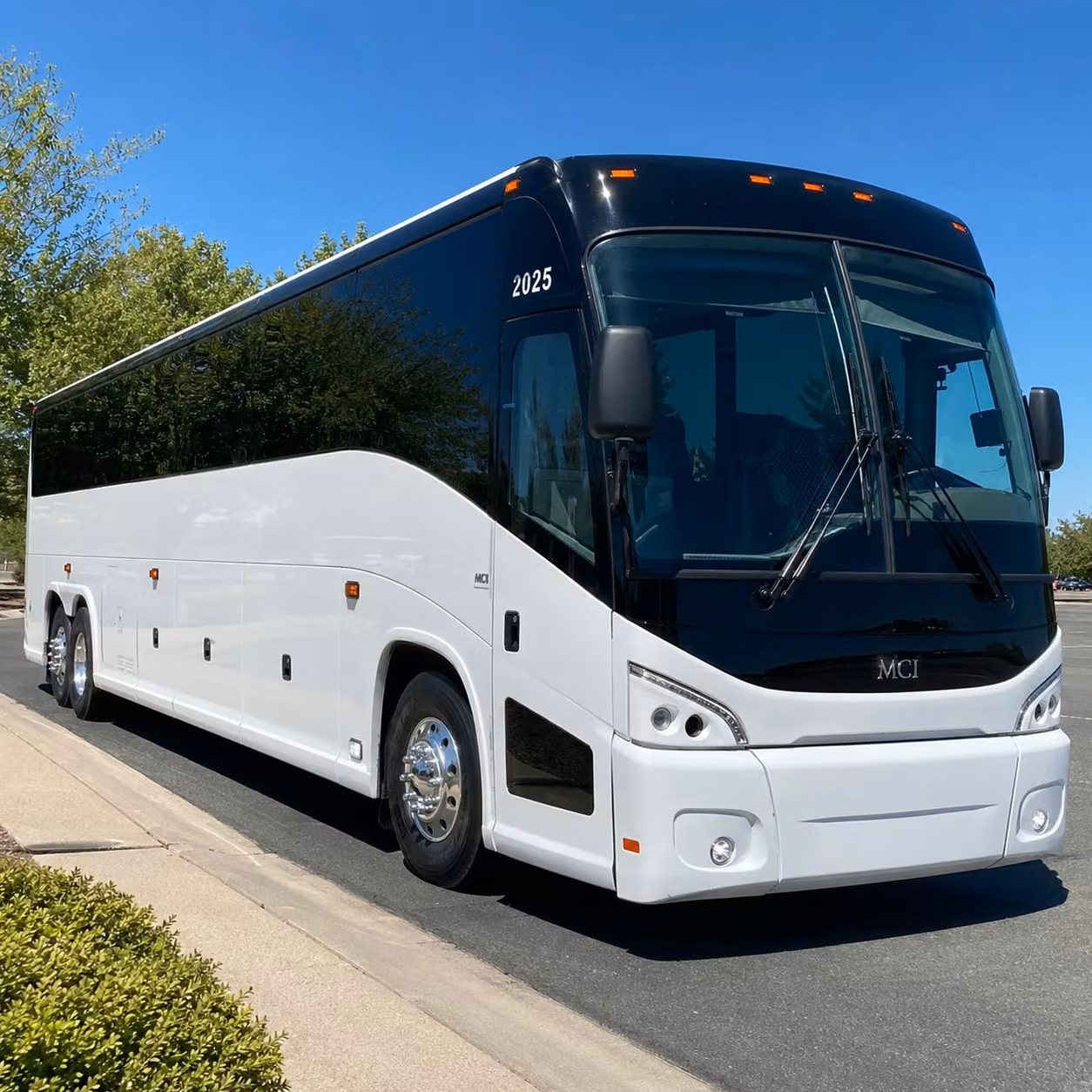 long distance wedding guest shuttles and event transportation in murray