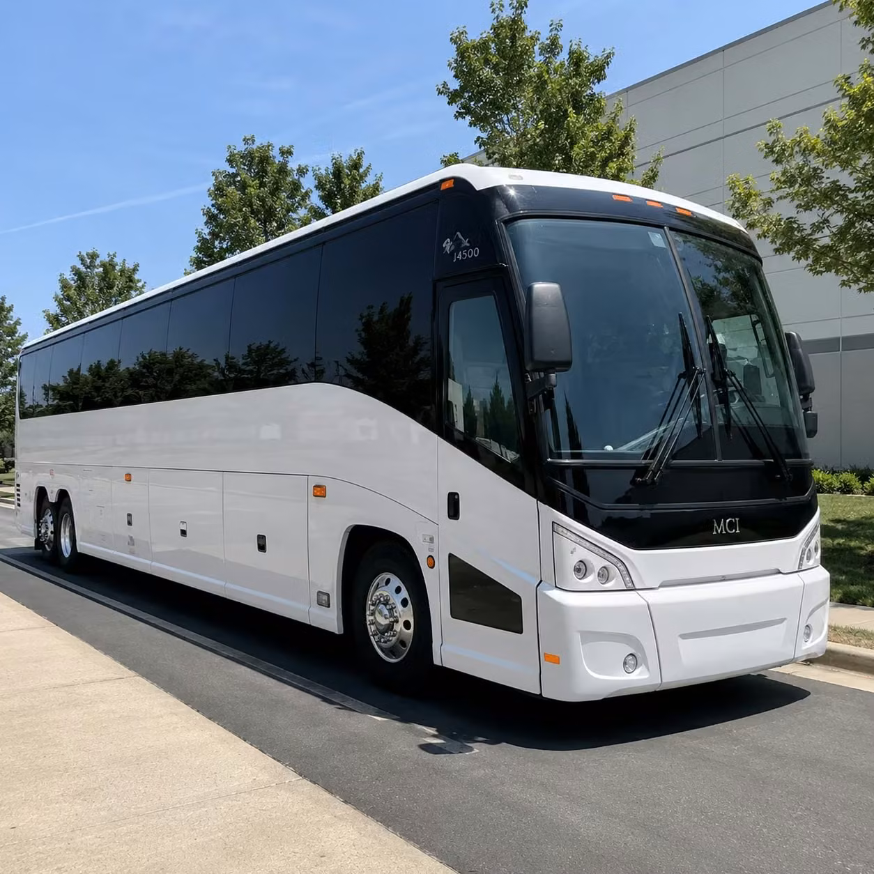 shuttle buses for murray congregation retreats and youth group trips